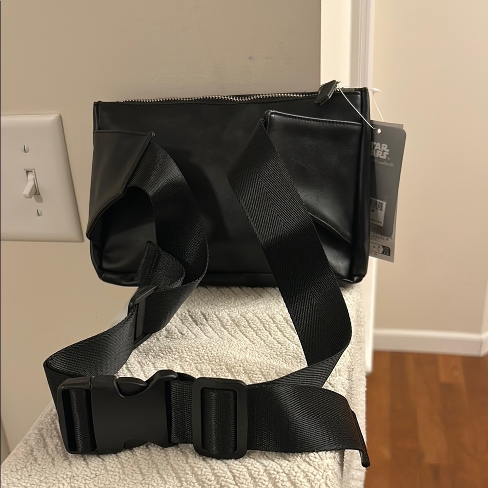 Disney Star Wars Black Belt Bag Iconic Patches Front Pocket Large Interior - Picture 5 of 13